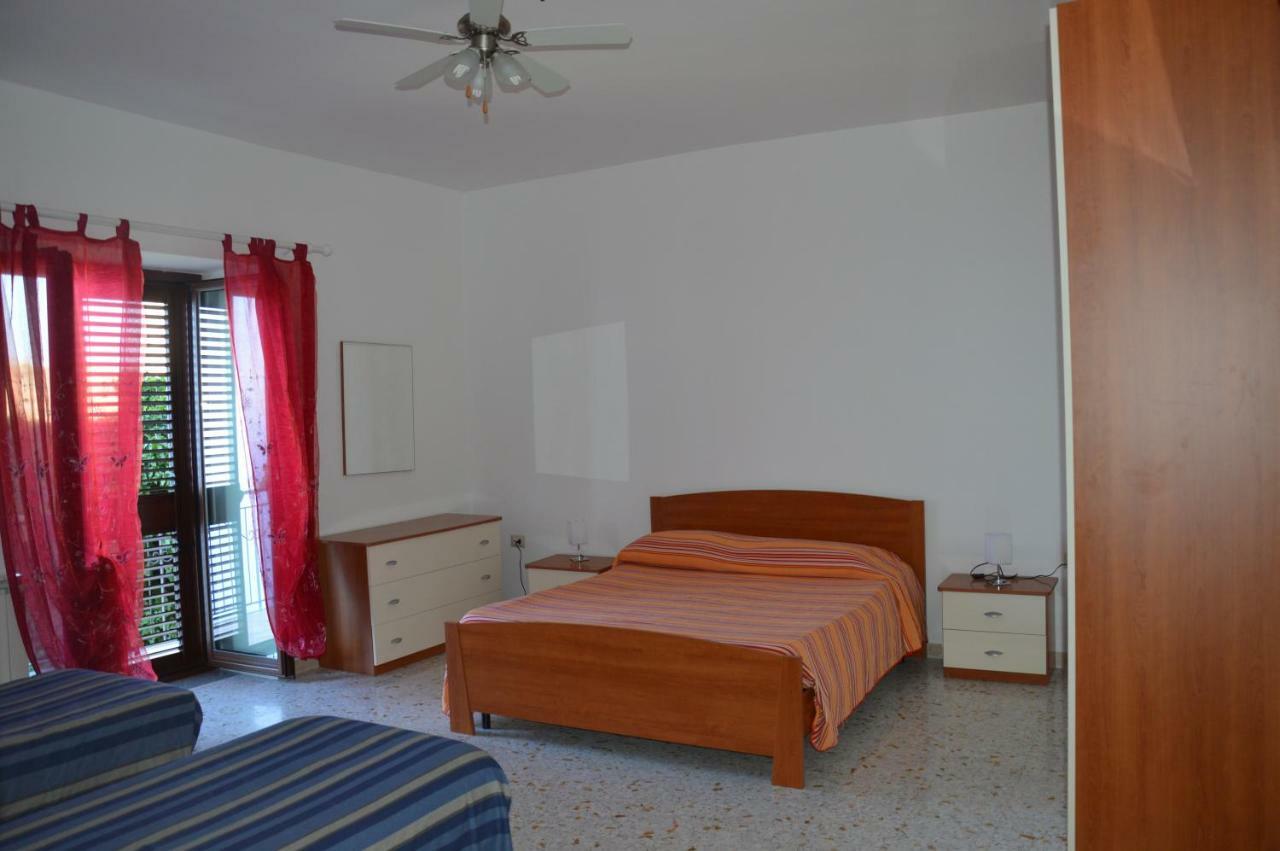 B&B Incantevole Vicolo Piraino Exterior foto